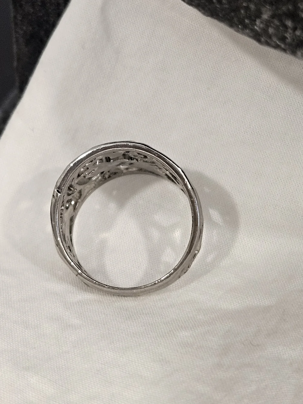 Silver Floral Filigree Statement Ring - Elegant Women's Jewelry